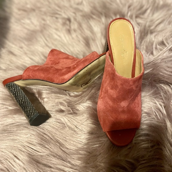 Thick heels - Picture 3 of 3